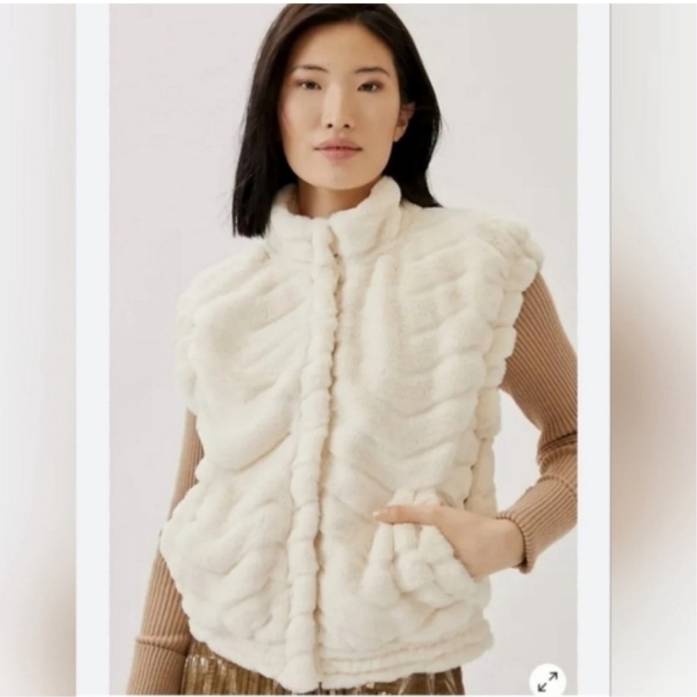 Anthropologie Maeve Cream Faux Fur Womens Vest size large